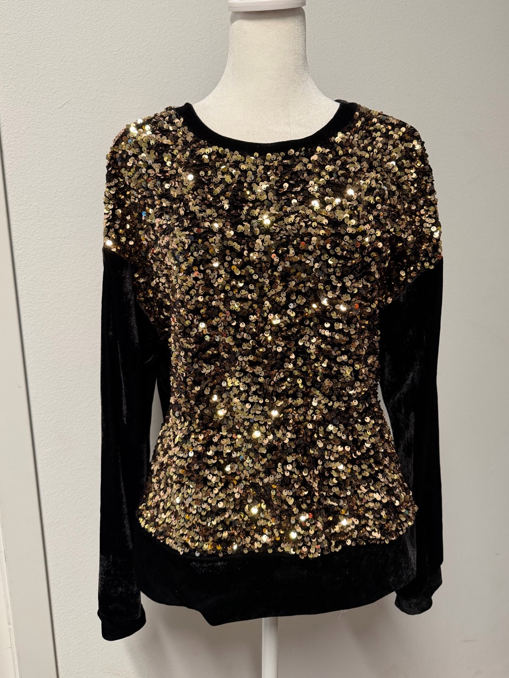 Cable & Gauge Gold Sequin Velvet Top Black Long Sleeve Party Blouse Size Large